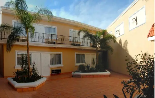 Hotel La Villa 10